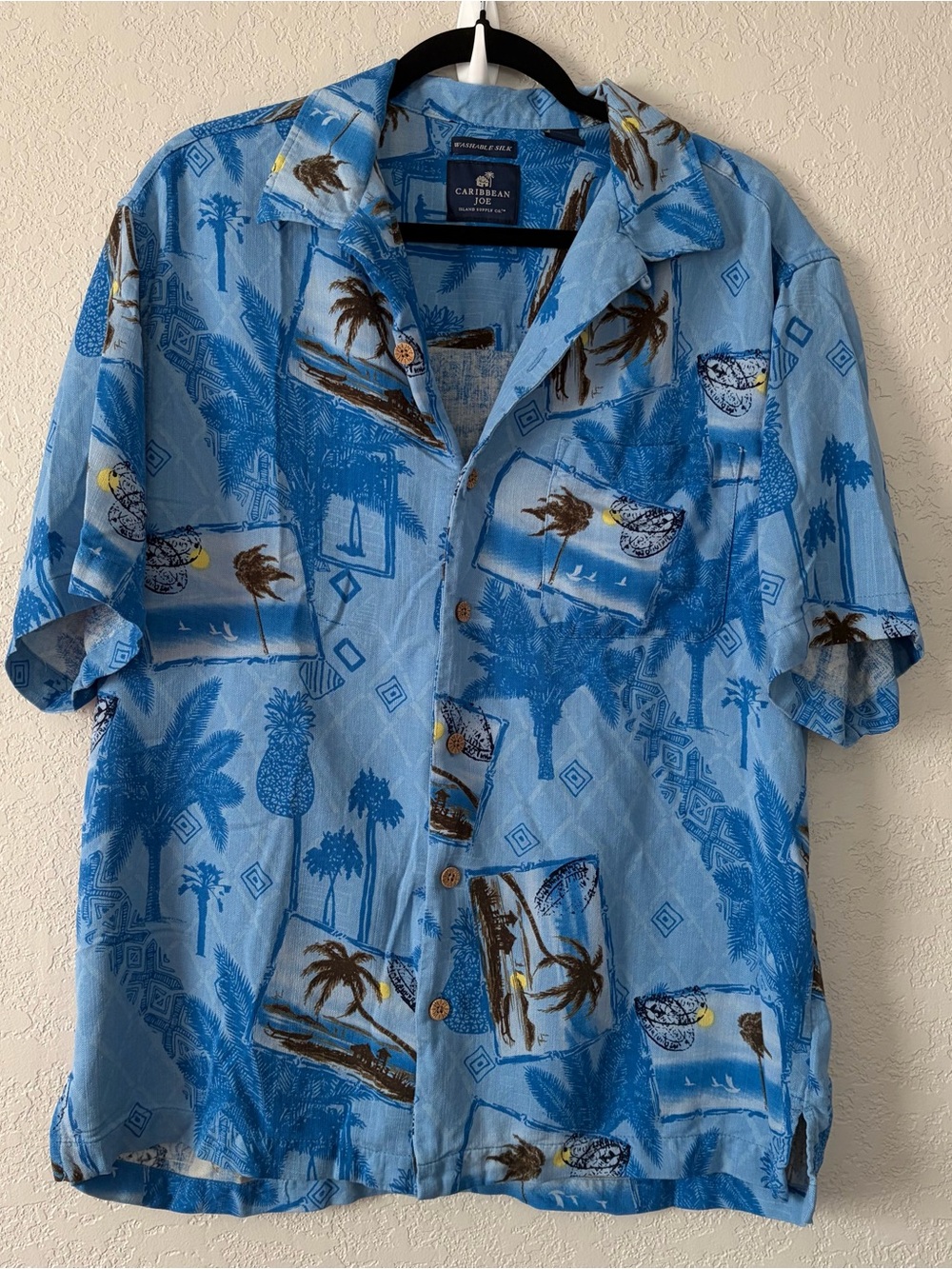 Caribbean Joe Men's L Blue Silk Hawaiian Tropical Postcard Resort Beach Shirt
